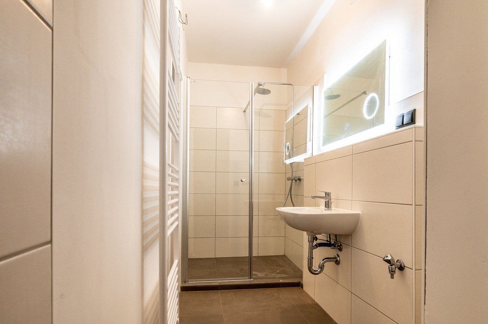 Pronájem bytu 3+1 80 m², Roeseplatz 1, Eisenach, Durynsko Pronájem bytu 3+1 80 m², Roeseplatz 1, Eisenach, Durynsko