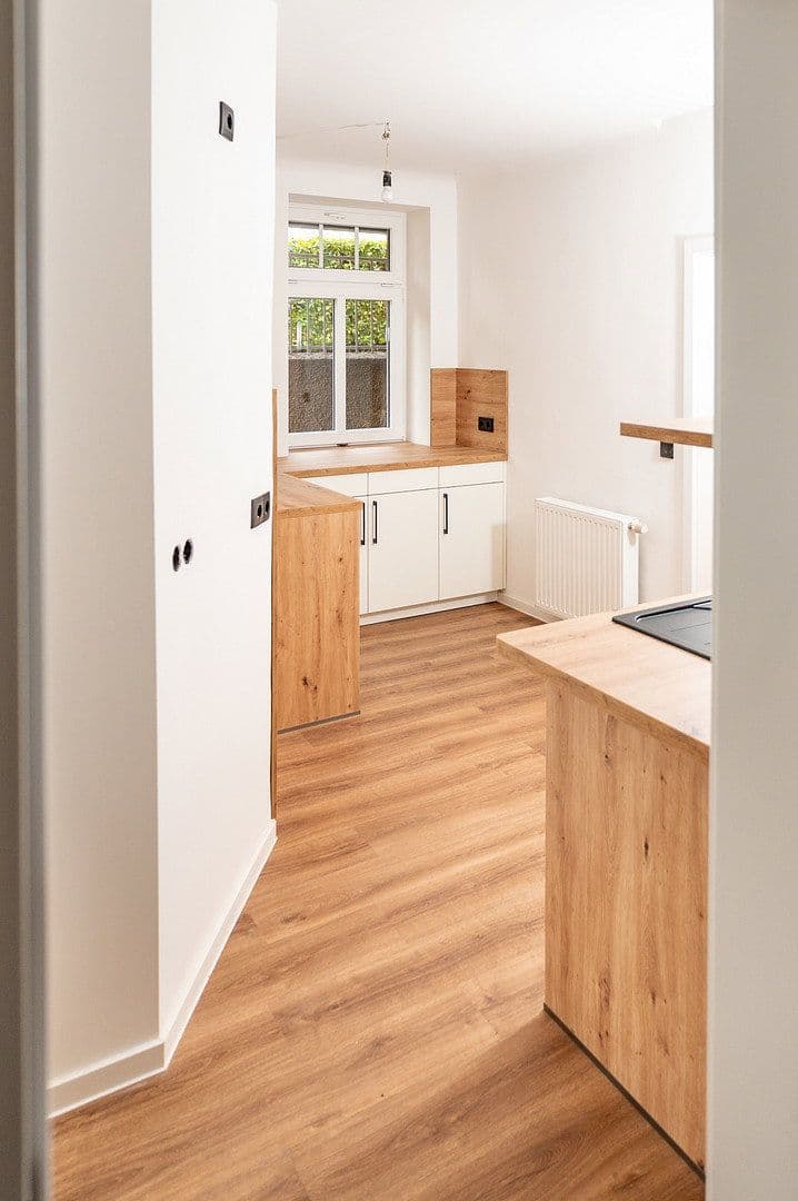 Pronájem bytu 3+1 80 m², Roeseplatz 1, Eisenach, Durynsko Pronájem bytu 3+1 80 m², Roeseplatz 1, Eisenach, Durynsko