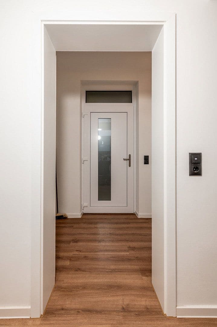 Pronájem bytu 3+1 80 m², Roeseplatz 1, Eisenach, Durynsko Pronájem bytu 3+1 80 m², Roeseplatz 1, Eisenach, Durynsko