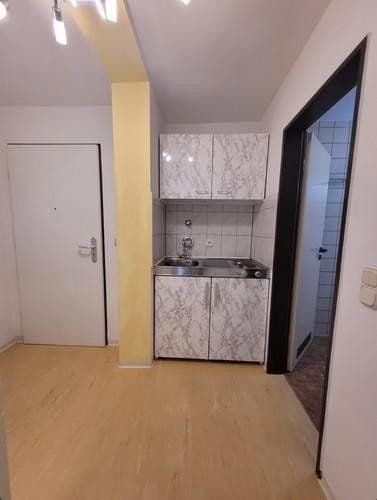 Pronájem bytu 1+1 24 m², Rennesstr. 41, Erlangen, Bavorsko Pronájem bytu 1+1 24 m², Rennesstr. 41, Erlangen, Bavorsko