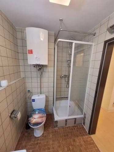 Pronájem bytu 1+1 24 m², Rennesstr. 41, Erlangen, Bavorsko Pronájem bytu 1+1 24 m², Rennesstr. 41, Erlangen, Bavorsko