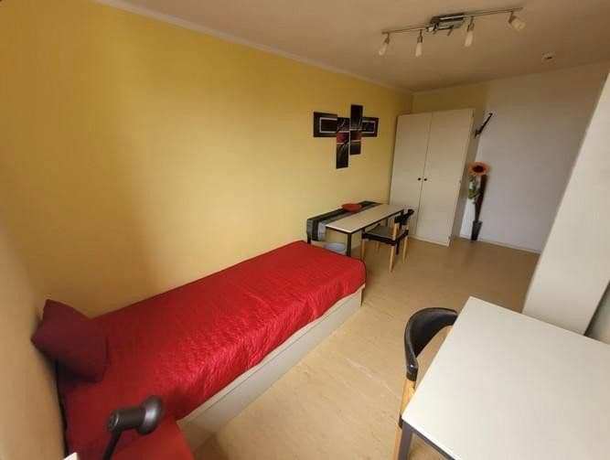 Pronájem bytu 1+1 24 m², Rennesstr. 41, Erlangen, Bavorsko Pronájem bytu 1+1 24 m², Rennesstr. 41, Erlangen, Bavorsko