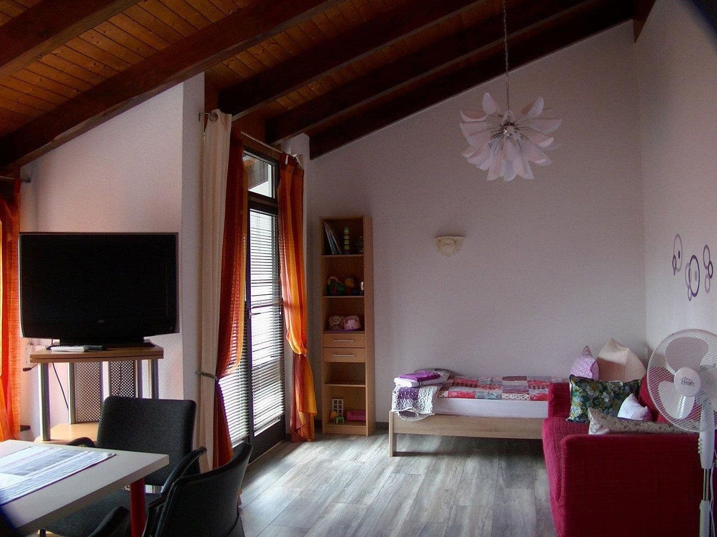 Prodej domu 210 m², pozemek 995 m², Deutsch Evern, Dolní Sasko Prodej domu 210 m², pozemek 995 m², Deutsch Evern, Dolní Sasko