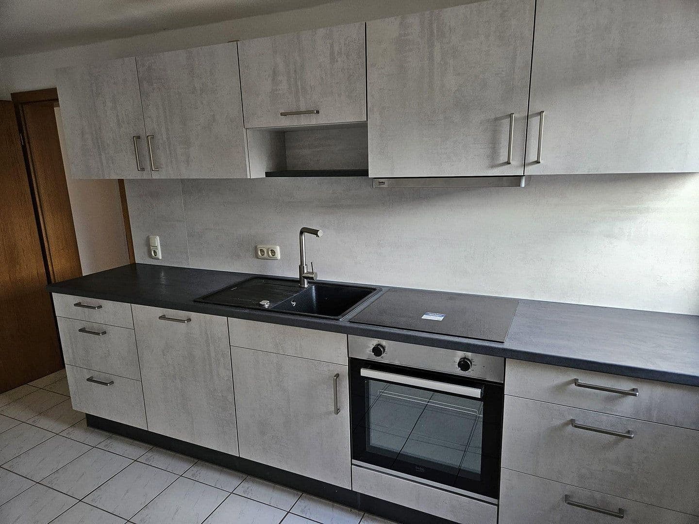 Prodej domu 763 m², pozemek 413 m², Karl-Liebknechtstr. 28, Ilmenava, Durynsko Prodej domu 763 m², pozemek 413 m², Karl-Liebknechtstr. 28, Ilmenava, Durynsko