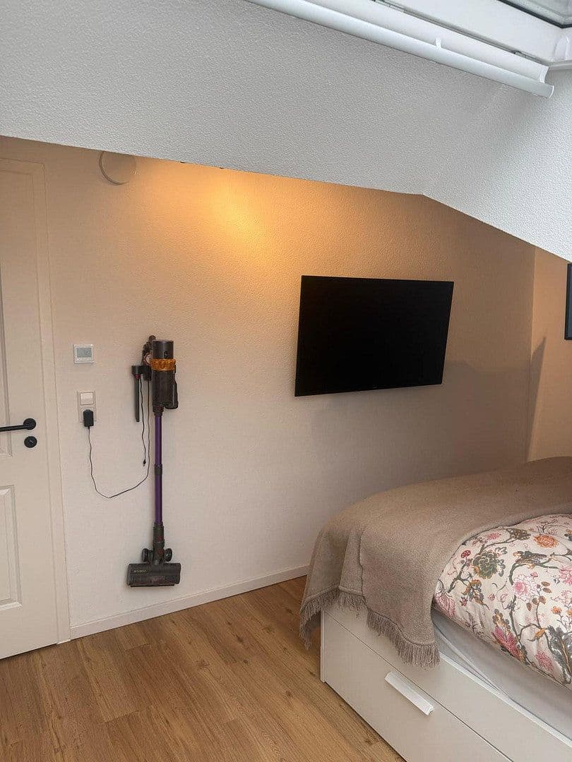 Pronájem bytu 2+1 65 m², Leinstr. 10, Korntal-Münchingen, Bádensko-Württembersko Pronájem bytu 2+1 65 m², Leinstr. 10, Korntal-Münchingen, Bádensko-Württembersko