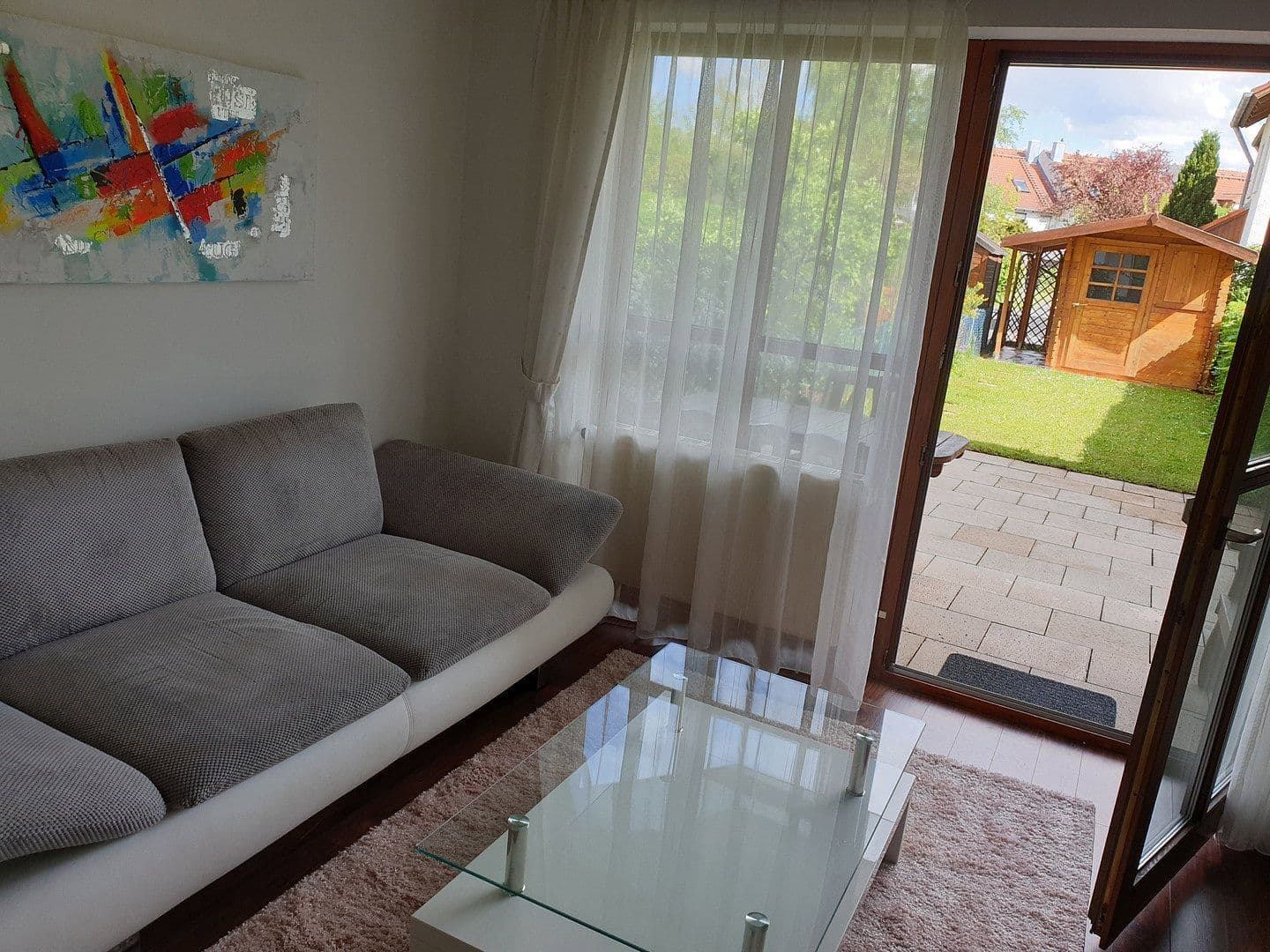 Pronájem bytu 1+1 47 m², Edith-Stein-Strasse 14, Unterschleissheim, Bavorsko Pronájem bytu 1+1 47 m², Edith-Stein-Strasse 14, Unterschleissheim, Bavorsko