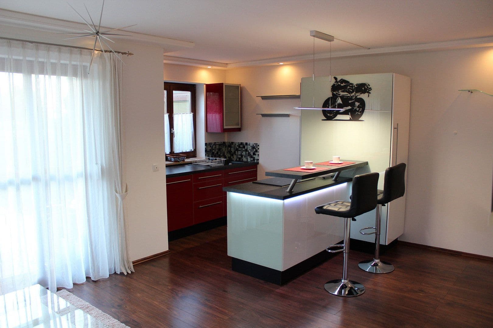 Pronájem bytu 1+1 47 m², Edith-Stein-Strasse 14, Unterschleissheim, Bavorsko Pronájem bytu 1+1 47 m², Edith-Stein-Strasse 14, Unterschleissheim, Bavorsko