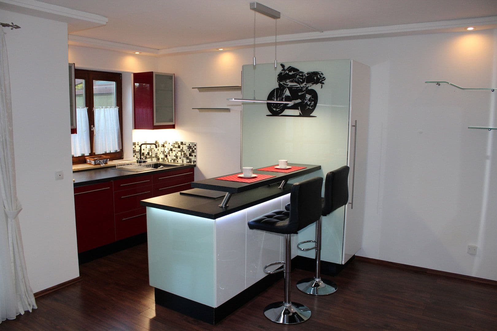 Pronájem bytu 1+1 47 m², Edith-Stein-Strasse 14, Unterschleissheim, Bavorsko Pronájem bytu 1+1 47 m², Edith-Stein-Strasse 14, Unterschleissheim, Bavorsko