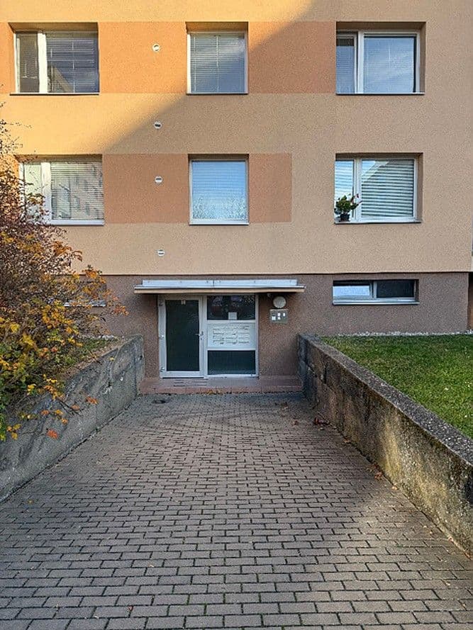 Pronájem bytu 1+1 42 m², Husova, Chrudim, Pardubický kraj Pronájem bytu 1+1 42 m², Husova, Chrudim, Pardubický kraj