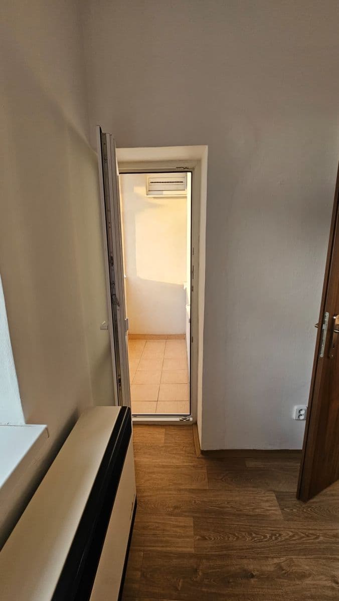 Pronájem bytu 2+kk 40 m², Spáčilova, Brno, Jihomoravský kraj Pronájem bytu 2+kk 40 m², Spáčilova, Brno, Jihomoravský kraj