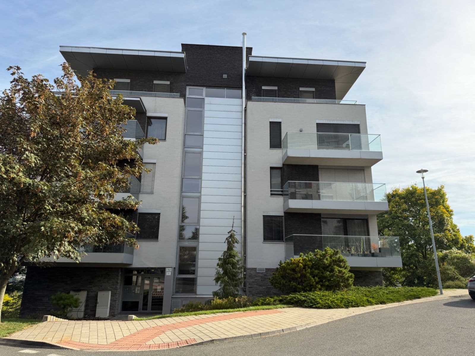Pronájem bytu 2+1 70 m², Hriňovská, Bratislava - mestská časť Staré Mesto, Bratislavský kraj Pronájem bytu 2+1 70 m², Hriňovská, Bratislava - mestská časť Staré Mesto, Bratislavský kraj