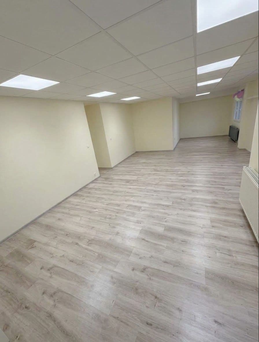 Pronájem nebytového prostoru 90 m², Slovinská, Praha, Praha Pronájem nebytového prostoru 90 m², Slovinská, Praha, Praha