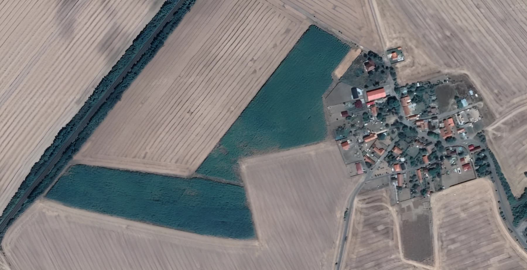 Prodej pozemku 95.000 m², Býkev, Středočeský kraj Prodej pozemku 95.000 m², Býkev, Středočeský kraj