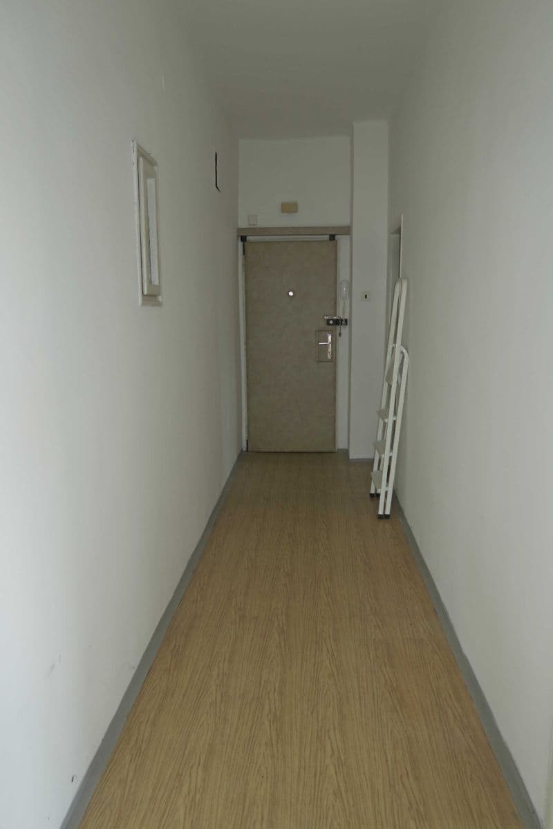 Prodej bytu 2+1 57 m², 28. pluku, Praha, Praha Prodej bytu 2+1 57 m², 28. pluku, Praha, Praha