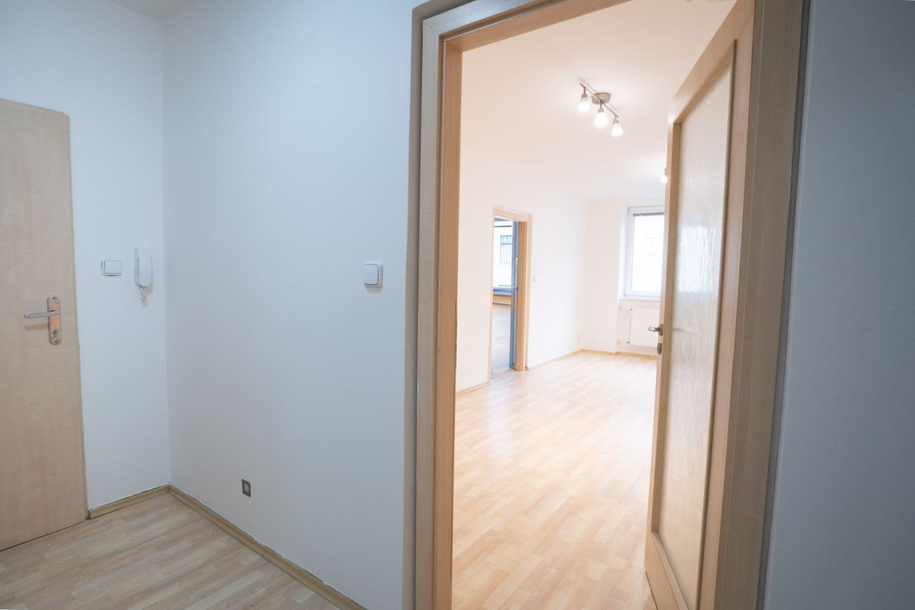 Pronájem bytu 3+1 83 m², Milíčova, Ostrava, Moravskoslezský kraj Pronájem bytu 3+1 83 m², Milíčova, Ostrava, Moravskoslezský kraj