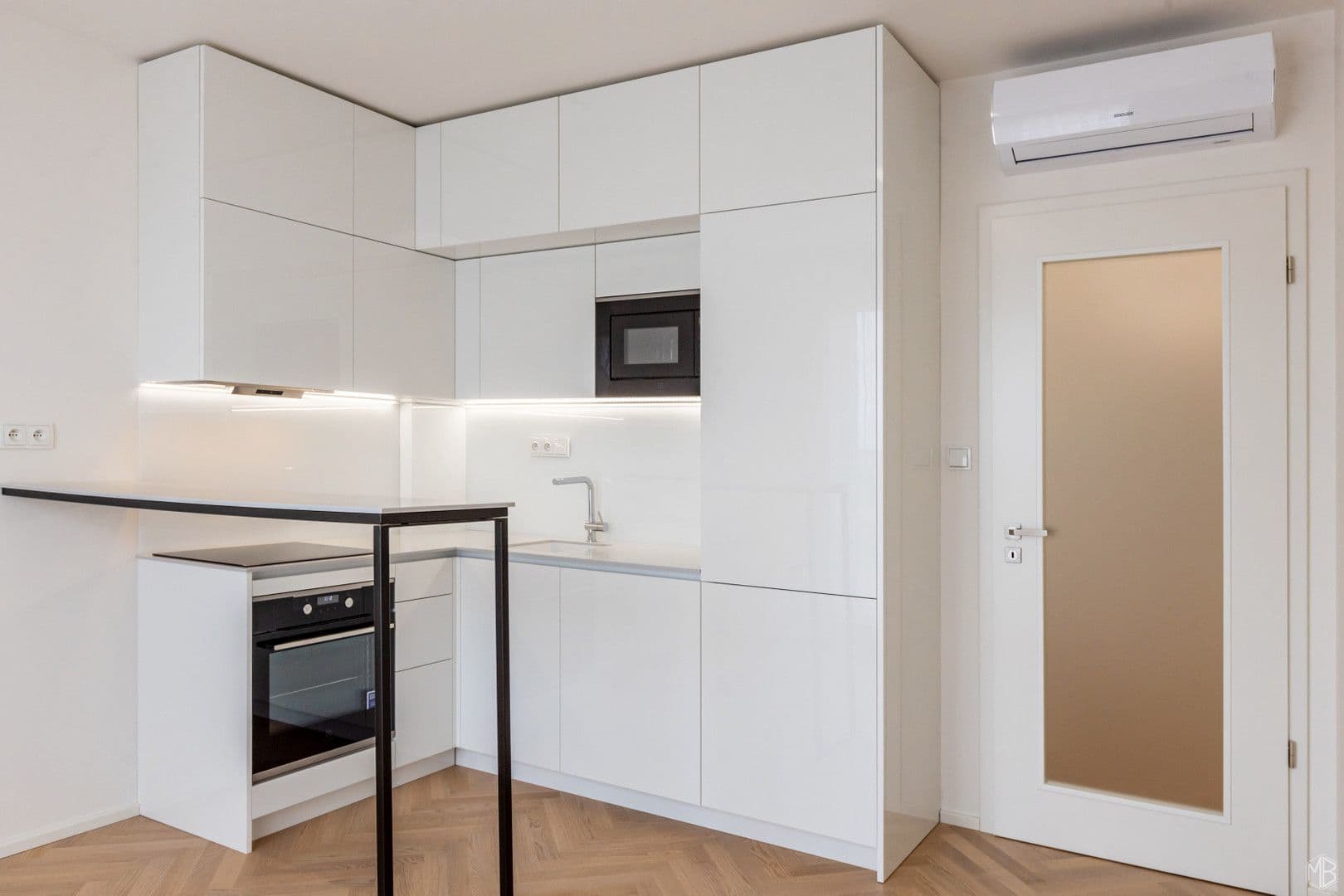 Pronájem bytu 2+kk 65 m², 5. května, Praha, Praha Pronájem bytu 2+kk 65 m², 5. května, Praha, Praha