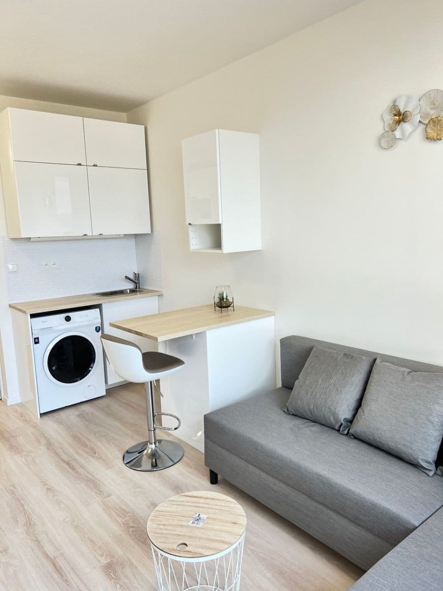 Prodej bytu 1+kk 19 m², Poděbradská, Praha, Praha Prodej bytu 1+kk 19 m², Poděbradská, Praha, Praha