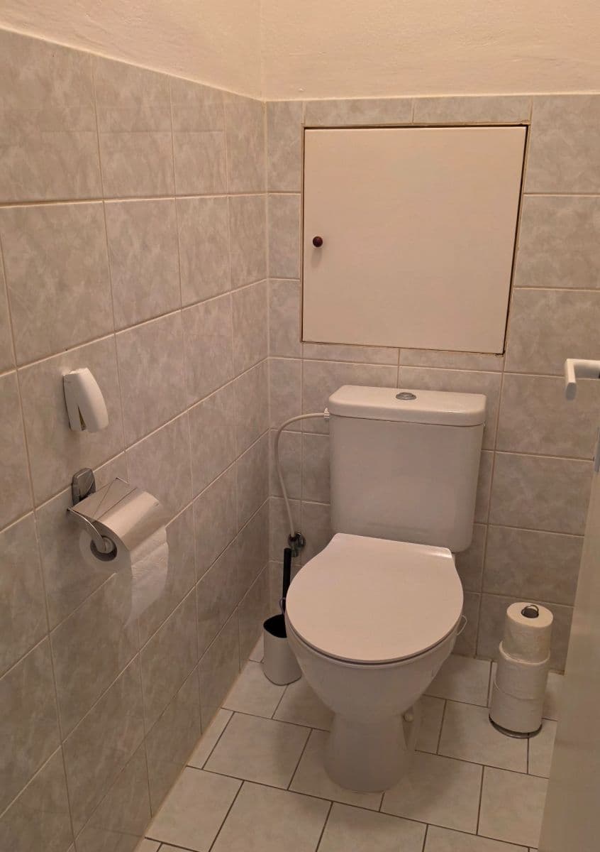 Pronájem bytu 2+kk 58 m², Vojtěcha Lanny, Kladno, Středočeský kraj Pronájem bytu 2+kk 58 m², Vojtěcha Lanny, Kladno, Středočeský kraj