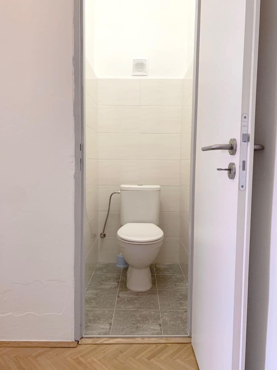 Pronájem bytu 2+kk 62 m², Domažlická, Brno, Jihomoravský kraj Pronájem bytu 2+kk 62 m², Domažlická, Brno, Jihomoravský kraj