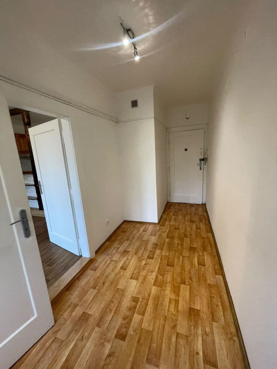Pronájem bytu 2+kk 48 m², U Kněžské louky, Praha, Praha Pronájem bytu 2+kk 48 m², U Kněžské louky, Praha, Praha