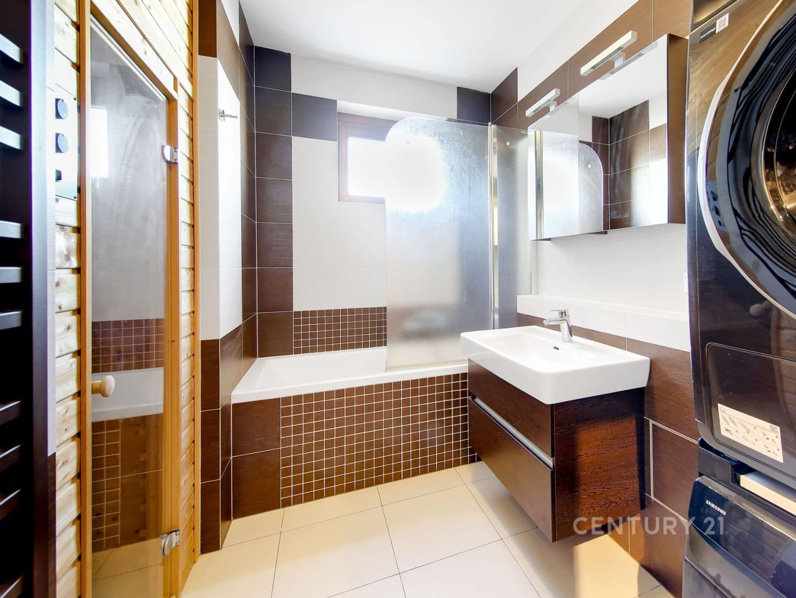 Prodej bytu 5+kk 120 m², Československého exilu, Praha, Praha Prodej bytu 5+kk 120 m², Československého exilu, Praha, Praha