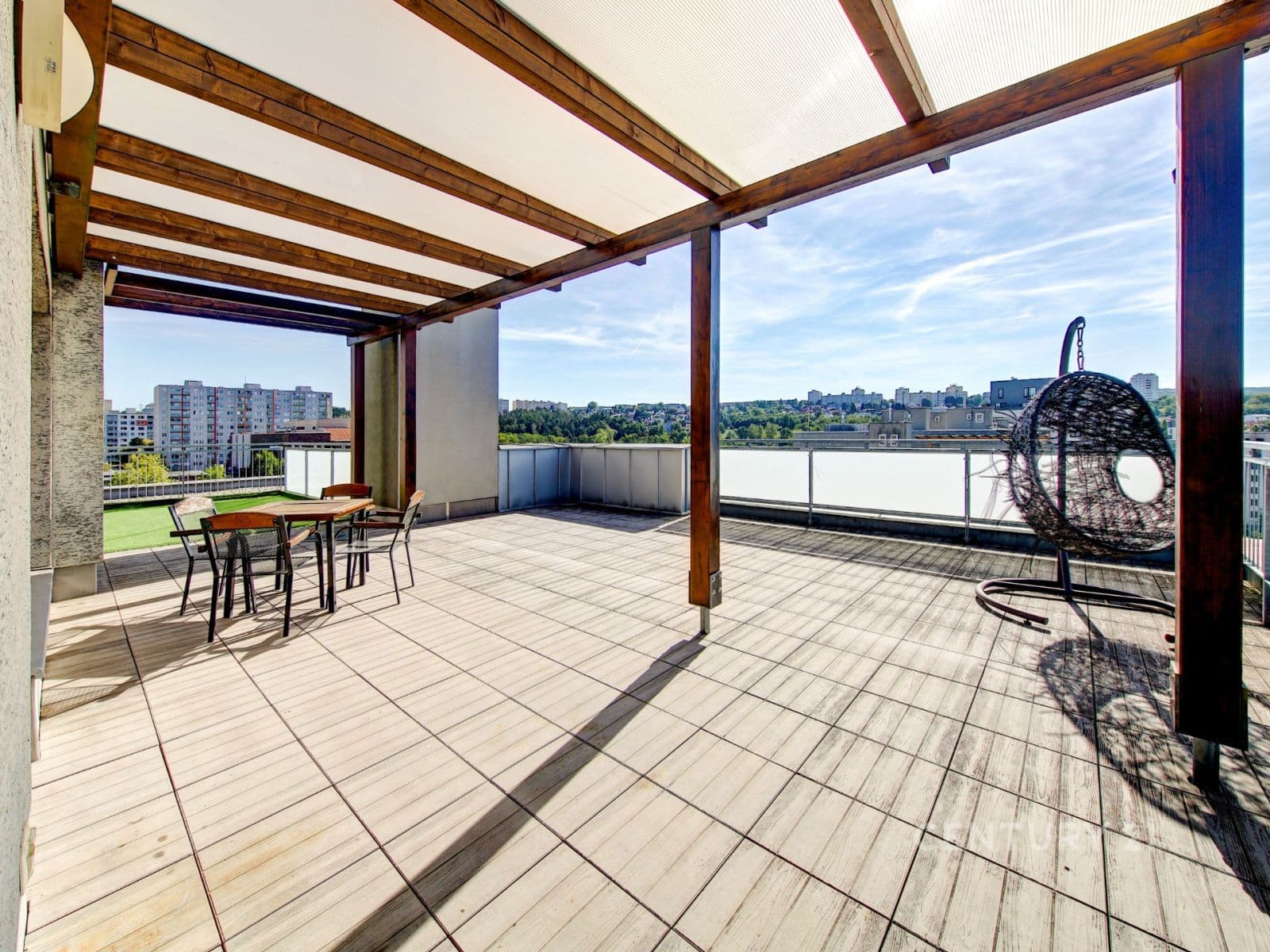 Prodej bytu 5+kk 120 m², Československého exilu, Praha, Praha Prodej bytu 5+kk 120 m², Československého exilu, Praha, Praha