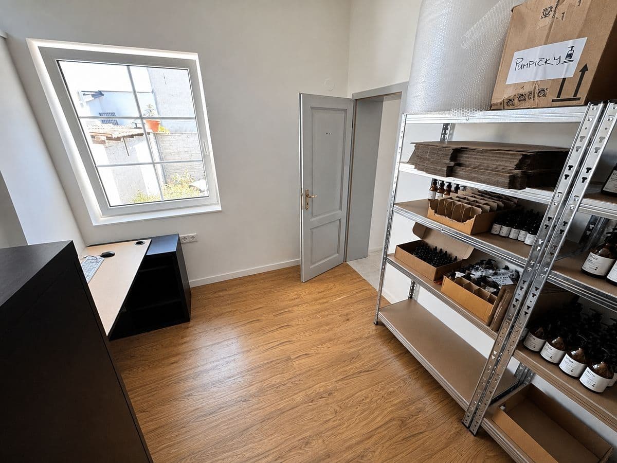 Prodej domu 171 m², pozemek 230 m², Nad kašnou, Brno, Jihomoravský kraj Prodej domu 171 m², pozemek 230 m², Nad kašnou, Brno, Jihomoravský kraj