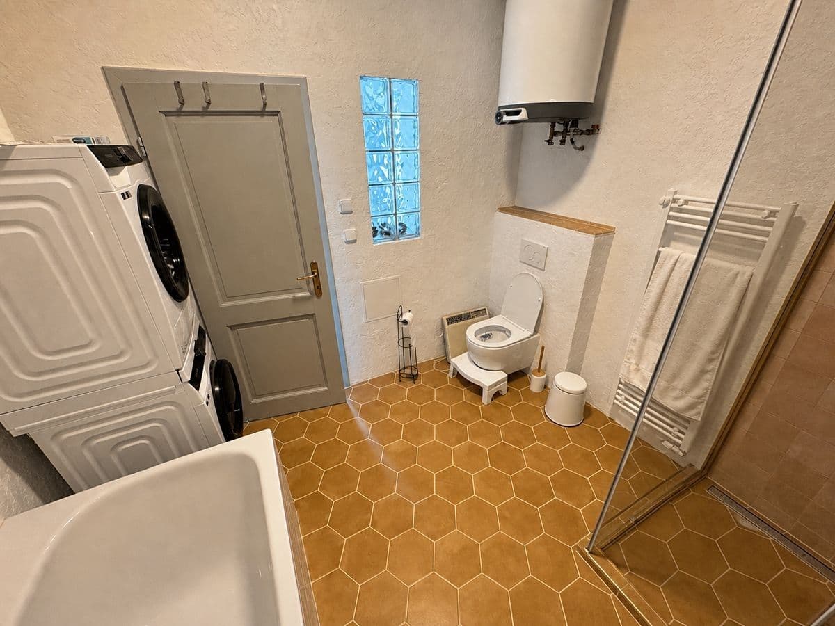 Prodej domu 171 m², pozemek 230 m², Nad kašnou, Brno, Jihomoravský kraj Prodej domu 171 m², pozemek 230 m², Nad kašnou, Brno, Jihomoravský kraj