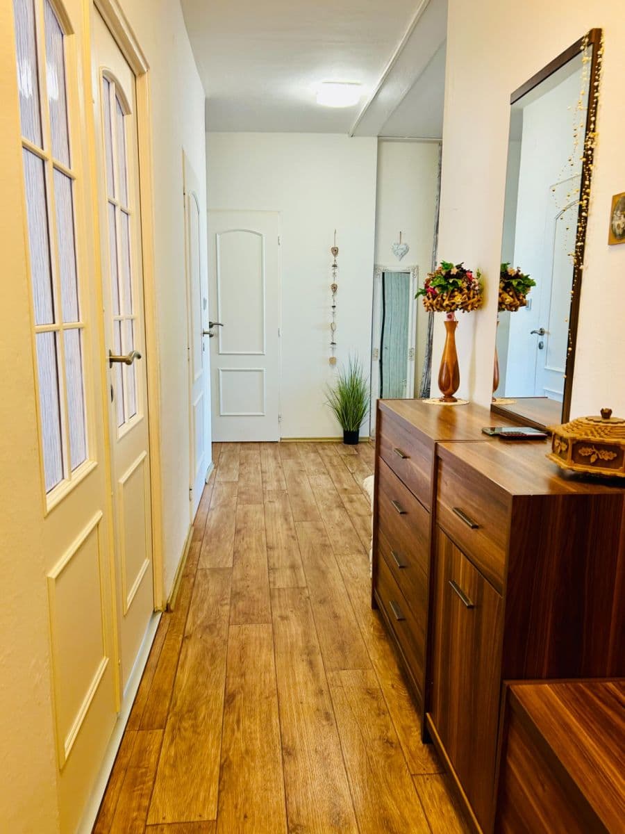 Prodej bytu 3+1 73 m², Okružní, Orlová, Moravskoslezský kraj Prodej bytu 3+1 73 m², Okružní, Orlová, Moravskoslezský kraj