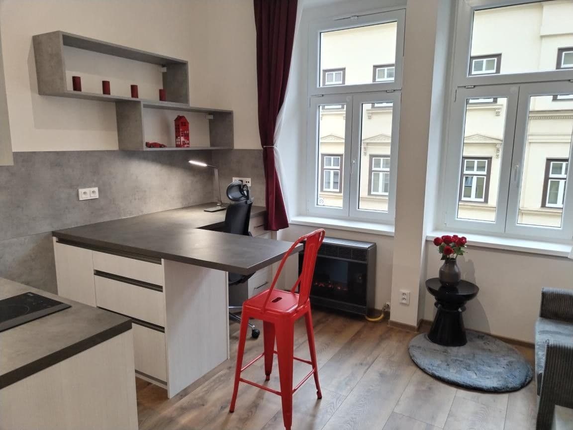 Pronájem bytu 1+kk 22 m², Milíčova, Praha, Praha Pronájem bytu 1+kk 22 m², Milíčova, Praha, Praha