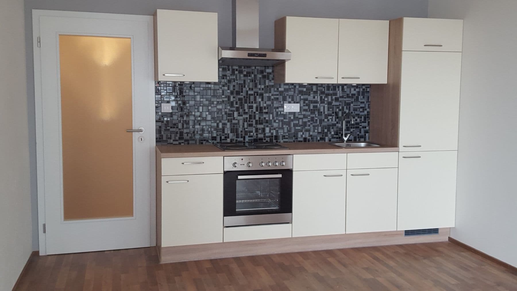 Pronájem bytu 1+kk 37 m², Hornoměcholupská, Praha, Praha Pronájem bytu 1+kk 37 m², Hornoměcholupská, Praha, Praha