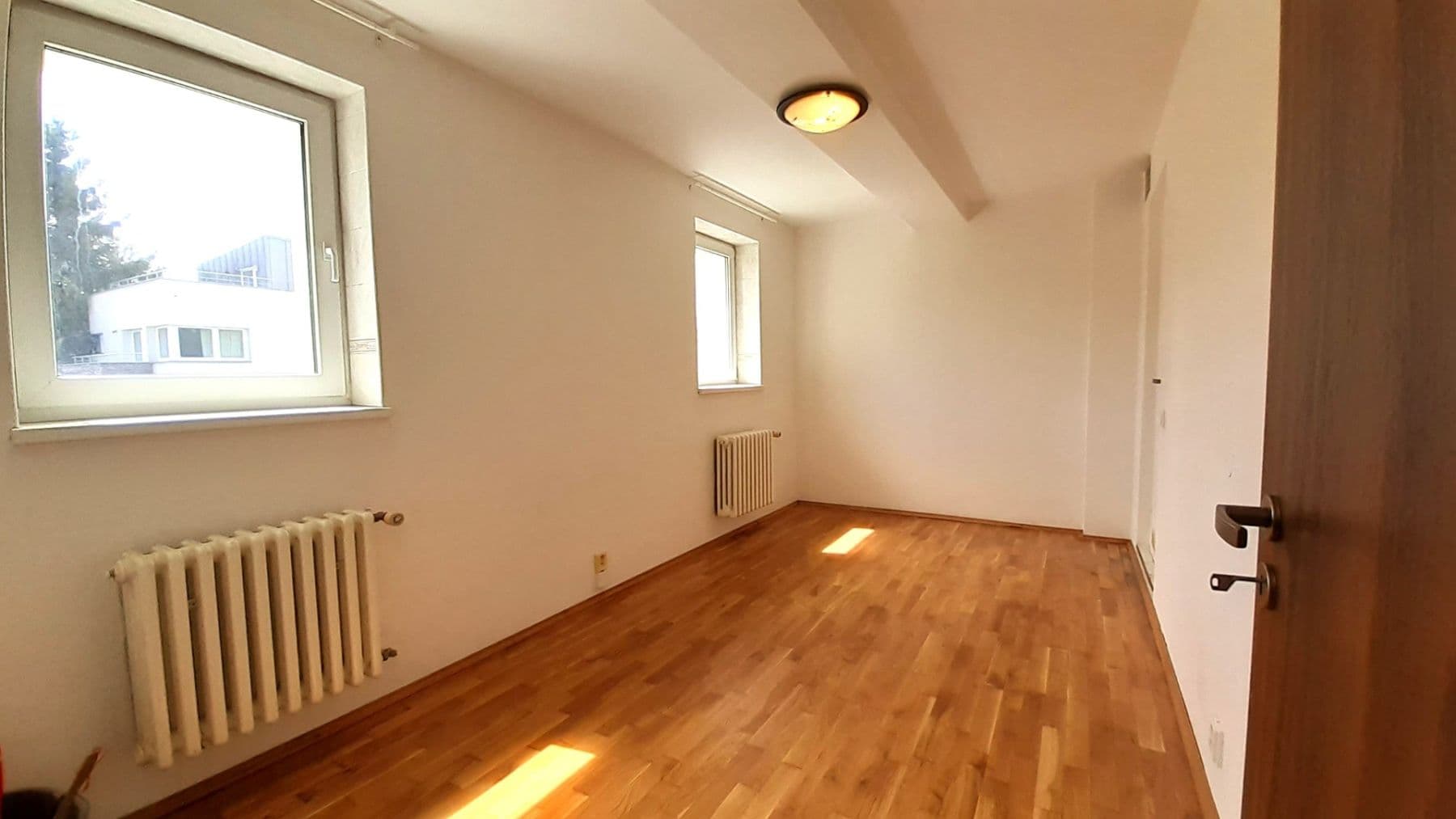 Pronájem bytu 2+1 43 m², Pozdeňská, Praha, Praha Pronájem bytu 2+1 43 m², Pozdeňská, Praha, Praha