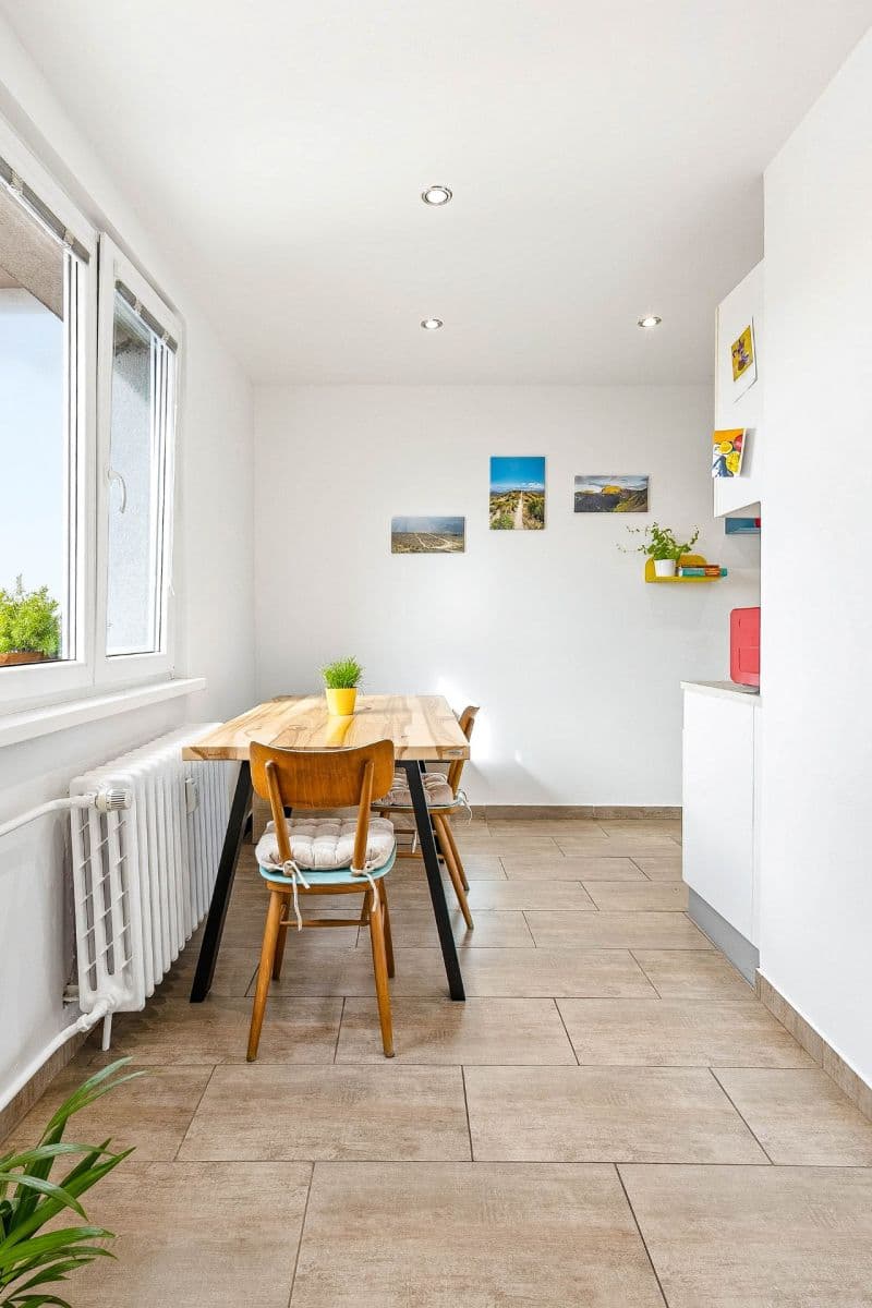 Pronájem bytu 2+1 49 m², Jungmannova, Český Brod, Středočeský kraj Pronájem bytu 2+1 49 m², Jungmannova, Český Brod, Středočeský kraj