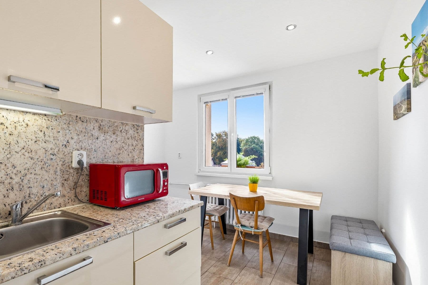 Pronájem bytu 2+1 49 m², Jungmannova, Český Brod, Středočeský kraj Pronájem bytu 2+1 49 m², Jungmannova, Český Brod, Středočeský kraj