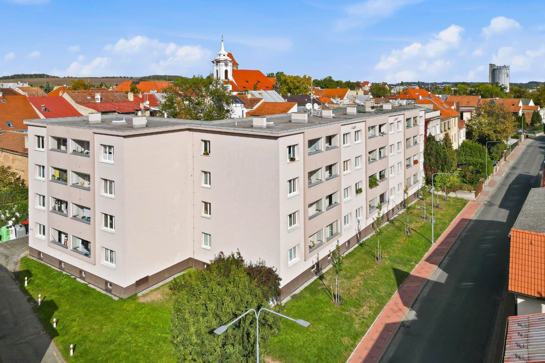 Pronájem bytu 2+1 49 m², Jungmannova, Český Brod, Středočeský kraj Pronájem bytu 2+1 49 m², Jungmannova, Český Brod, Středočeský kraj