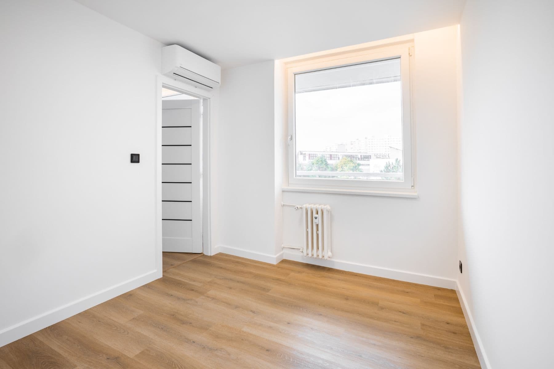 Prodej bytu 2+kk 46 m², U Jezera, Praha, Praha Prodej bytu 2+kk 46 m², U Jezera, Praha, Praha
