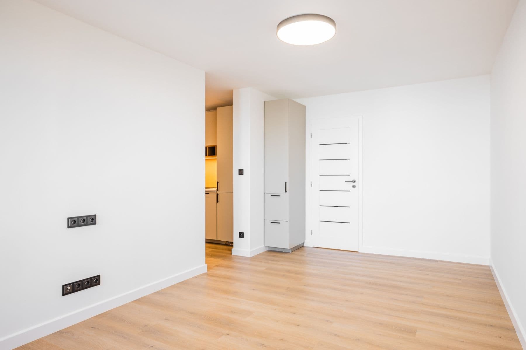 Prodej bytu 2+kk 46 m², U Jezera, Praha, Praha Prodej bytu 2+kk 46 m², U Jezera, Praha, Praha