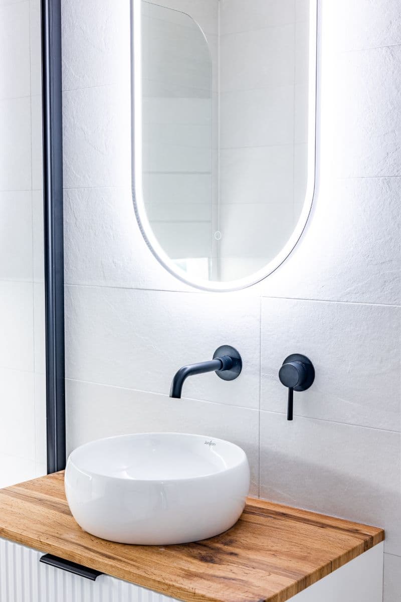 Prodej bytu 2+kk 46 m², U Jezera, Praha, Praha Prodej bytu 2+kk 46 m², U Jezera, Praha, Praha