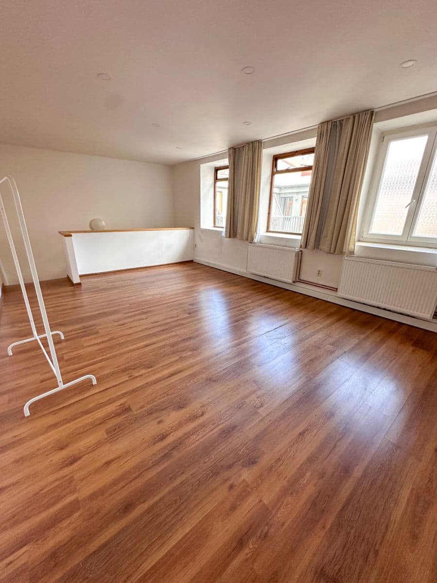 Pronájem bytu 3+kk 83 m², Máchova, Praha, Praha Pronájem bytu 3+kk 83 m², Máchova, Praha, Praha