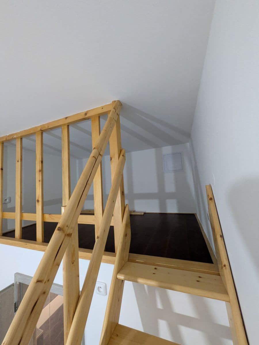 Pronájem nebytového prostoru 15 m², Botanická, Brno, Jihomoravský kraj Pronájem nebytového prostoru 15 m², Botanická, Brno, Jihomoravský kraj