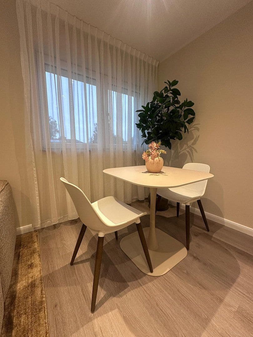 Pronájem bytu 2+1 41 m², In der Au 35, Frankfurt am Main, Hessen Pronájem bytu 2+1 41 m², In der Au 35, Frankfurt am Main, Hessen