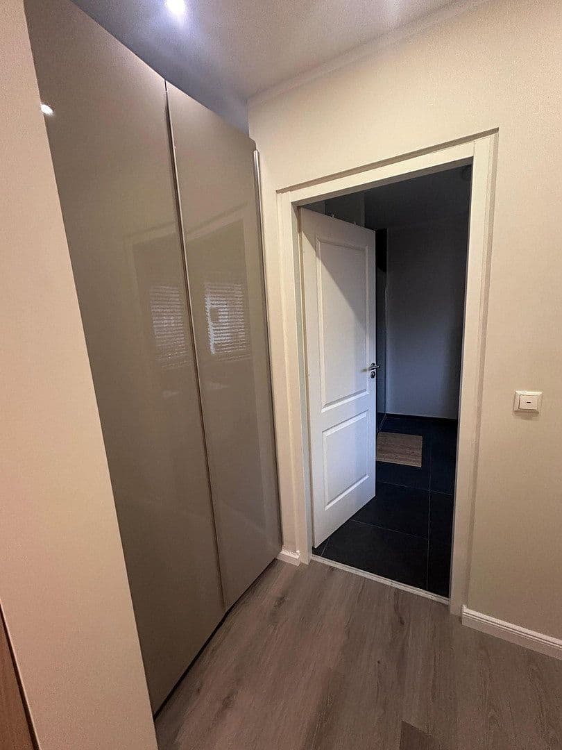 Pronájem bytu 2+1 41 m², In der Au 35, Frankfurt am Main, Hessen Pronájem bytu 2+1 41 m², In der Au 35, Frankfurt am Main, Hessen