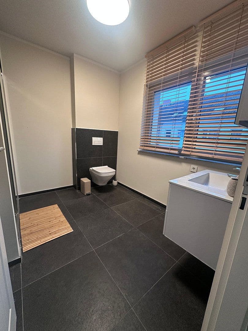 Pronájem bytu 2+1 41 m², In der Au 35, Frankfurt am Main, Hessen Pronájem bytu 2+1 41 m², In der Au 35, Frankfurt am Main, Hessen