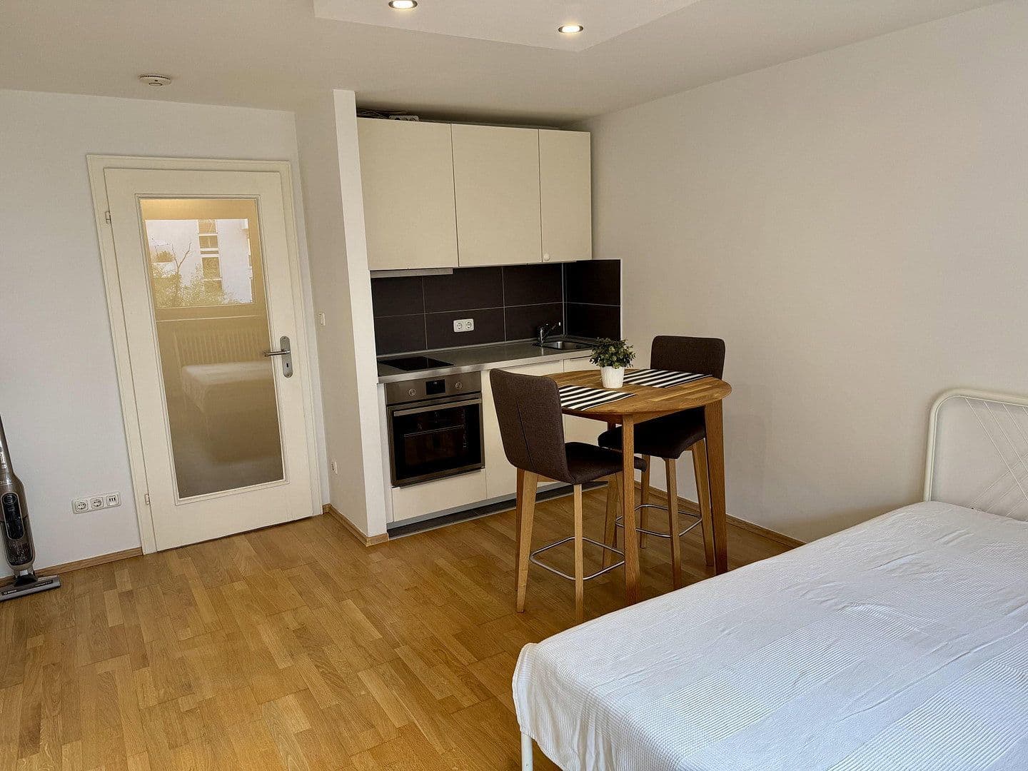Prodej bytu 1+1 26 m², Brecherspitzstraße 6a, München, Bavorsko Prodej bytu 1+1 26 m², Brecherspitzstraße 6a, München, Bavorsko