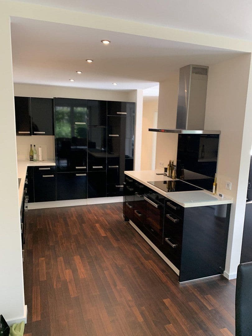 Pronájem bytu 3+1 100 m², Feldstraße 16, Gütersloh, Severní Porýní-Vestfálsko Pronájem bytu 3+1 100 m², Feldstraße 16, Gütersloh, Severní Porýní-Vestfálsko