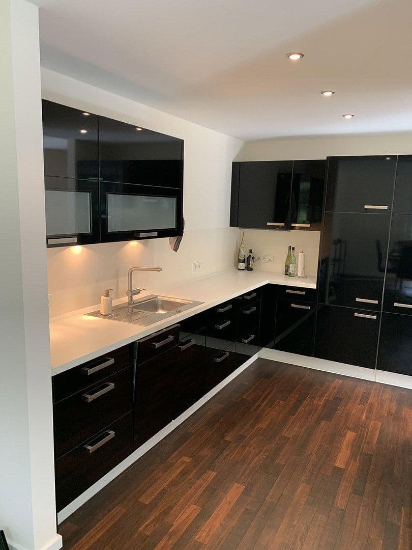 Pronájem bytu 3+1 100 m², Feldstraße 16, Gütersloh, Severní Porýní-Vestfálsko Pronájem bytu 3+1 100 m², Feldstraße 16, Gütersloh, Severní Porýní-Vestfálsko