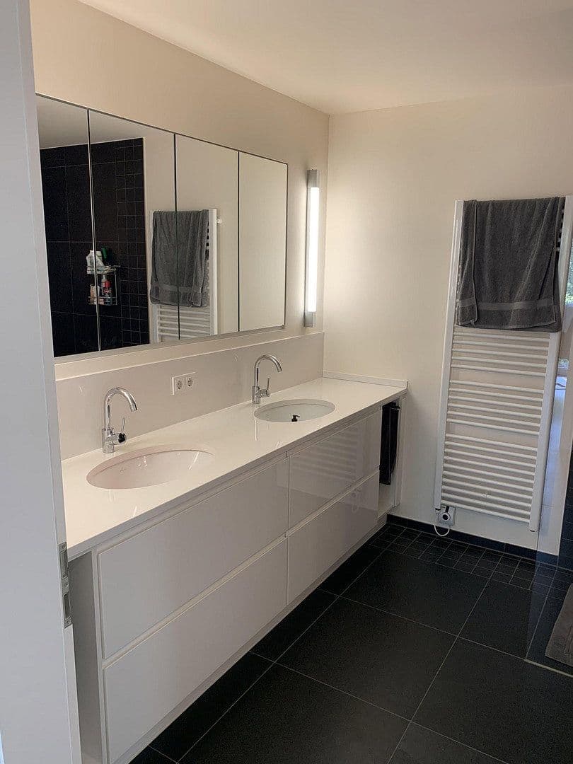 Pronájem bytu 3+1 100 m², Feldstraße 16, Gütersloh, Severní Porýní-Vestfálsko Pronájem bytu 3+1 100 m², Feldstraße 16, Gütersloh, Severní Porýní-Vestfálsko