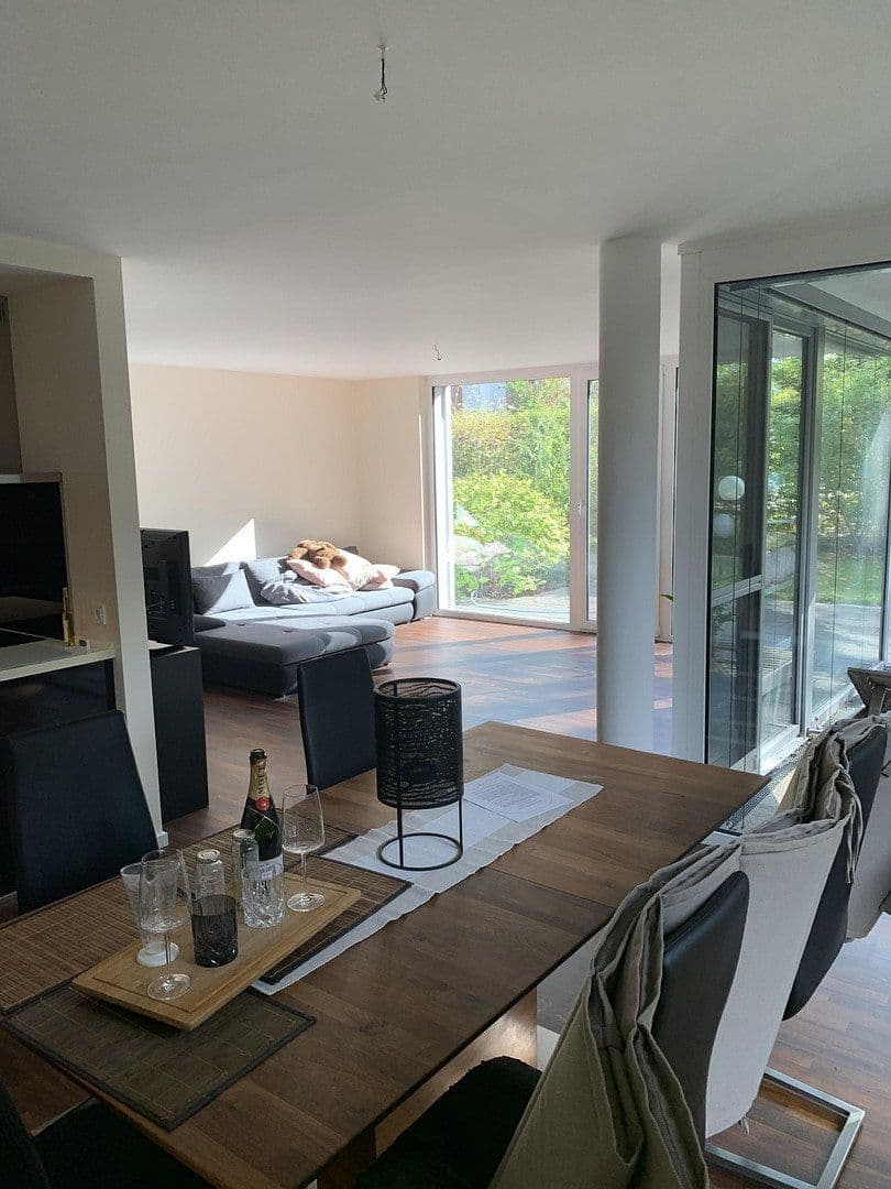 Pronájem bytu 3+1 100 m², Feldstraße 16, Gütersloh, Severní Porýní-Vestfálsko Pronájem bytu 3+1 100 m², Feldstraße 16, Gütersloh, Severní Porýní-Vestfálsko