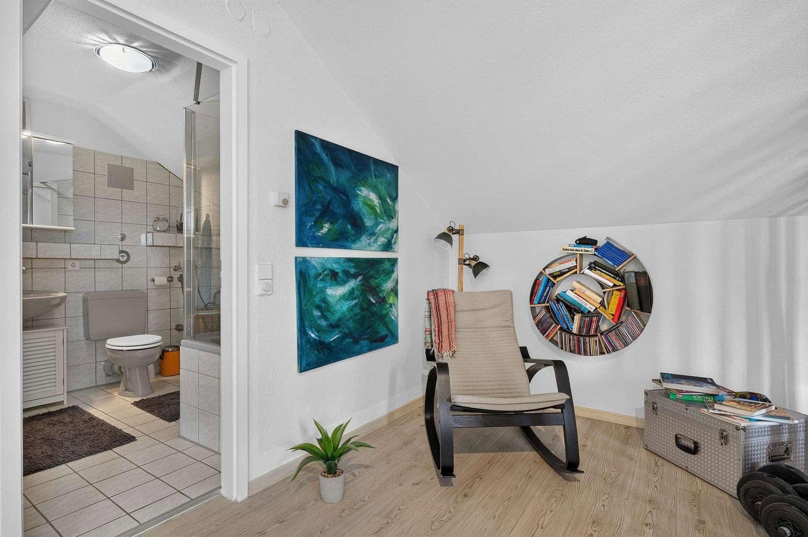 Pronájem bytu 2+1 70 m², Karlsruhe-Grötzingen, Bádensko-Württembersko Pronájem bytu 2+1 70 m², Karlsruhe-Grötzingen, Bádensko-Württembersko