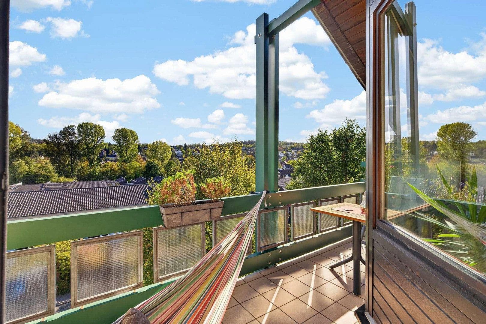 Pronájem bytu 2+1 70 m², Karlsruhe-Grötzingen, Bádensko-Württembersko Pronájem bytu 2+1 70 m², Karlsruhe-Grötzingen, Bádensko-Württembersko